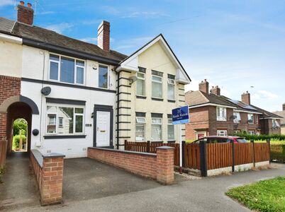2 bedroom Mid Terrace House for sale