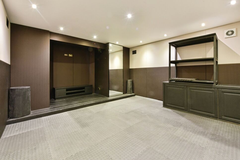 Basement - Bar
