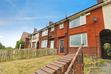 Herries Road, 3 bedroom Mid Terrace House to rent, £950 pcm