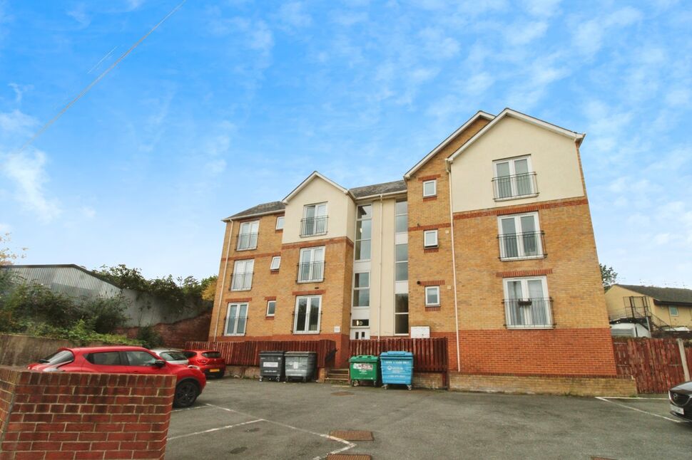 Main image of 2 bedroom  Flat to rent, Cuthbert Bank Road, Sheffield, South Yorkshire, S6