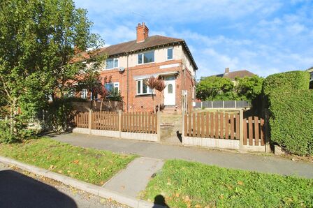 2 bedroom Semi Detached House to rent