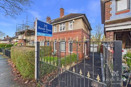 3 bedroom End Terrace House to rent