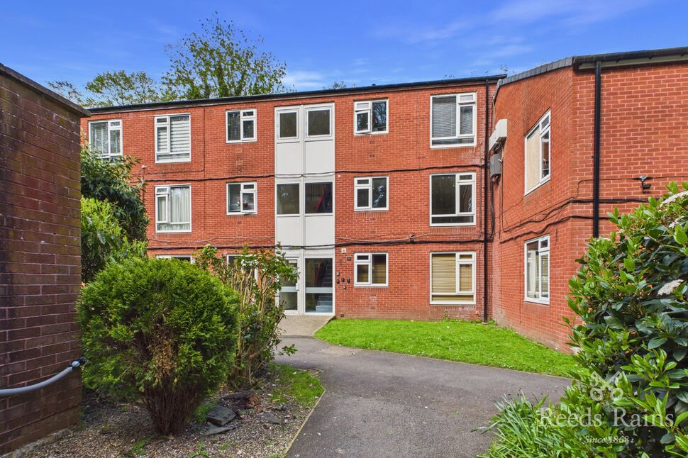 Main image of 2 bedroom Flat for sale, Limbrick Close, Sheffield, South Yorkshire, S6
