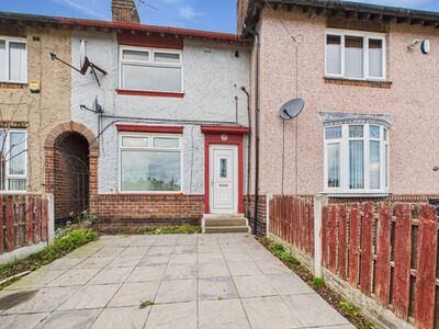 2 bedroom Mid Terrace House for sale