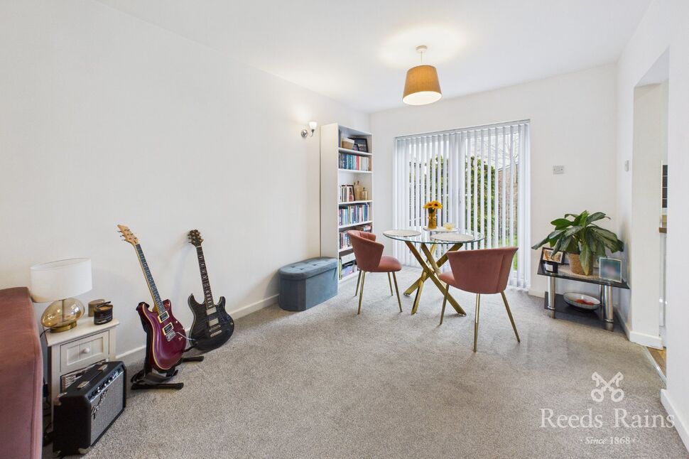 Lounge / Dining Room