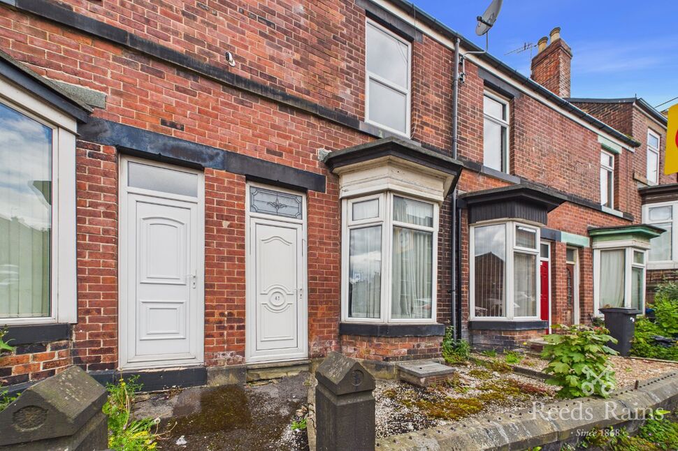 3 bedroom Mid Terrace House for sale