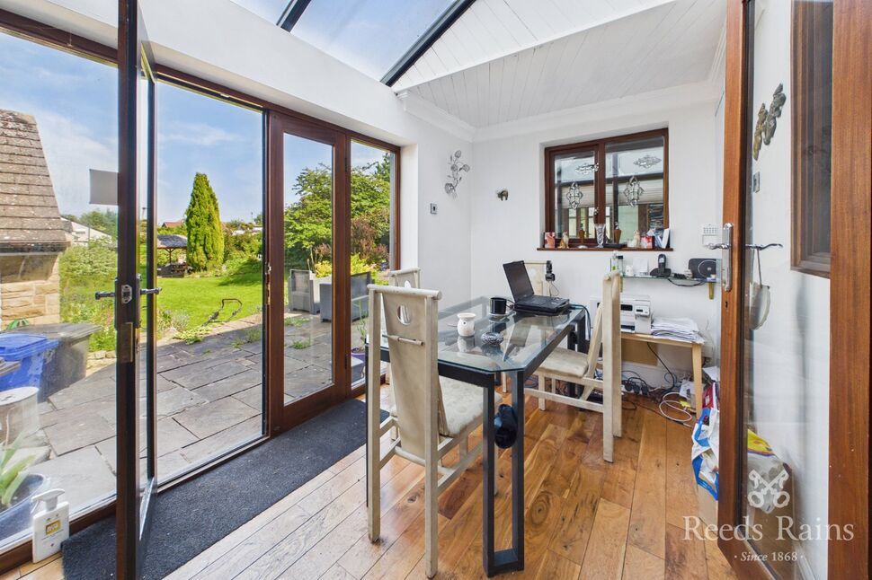 Conservatory / Dining Area