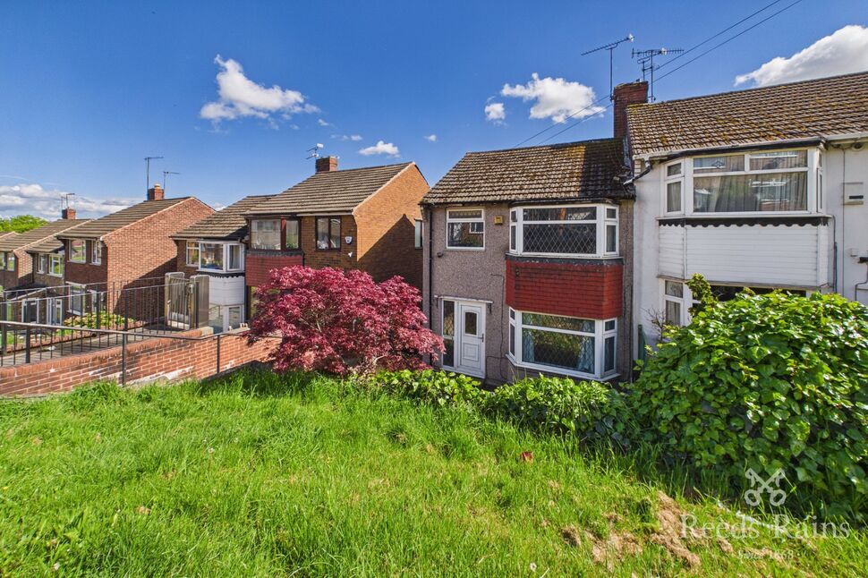 Main image of 3 bedroom Semi Detached House for sale, Sandstone Avenue, Sheffield, S9