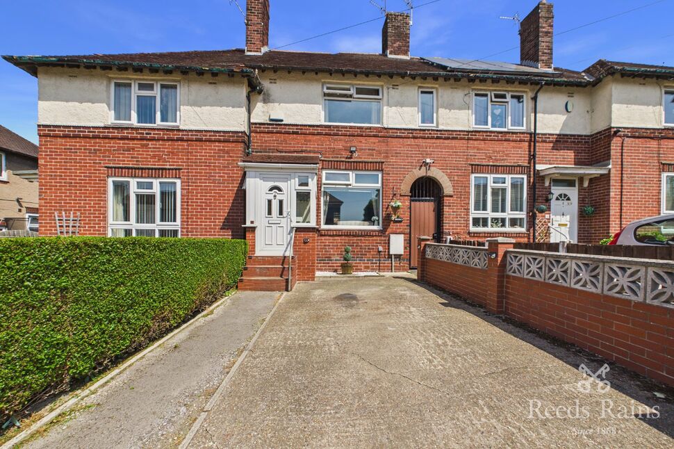 Main image of 2 bedroom End Terrace House for sale, Valentine Crescent, Sheffield, S5