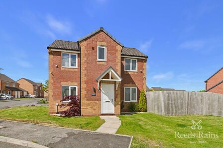 3 bedroom Detached House for sale