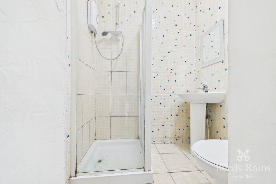 Shower Room WC