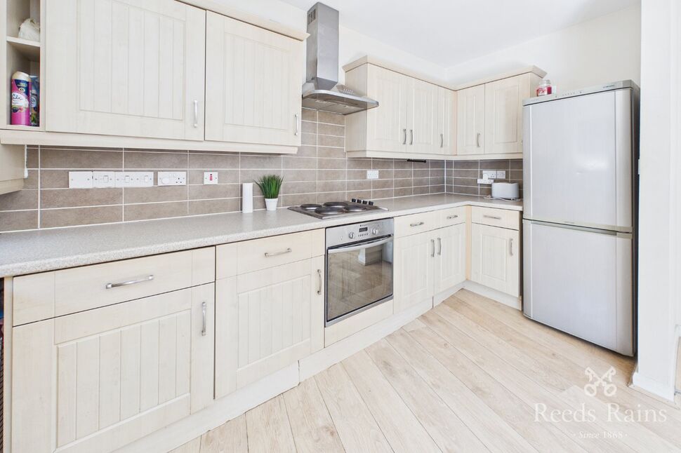 Kitchen / Living Space