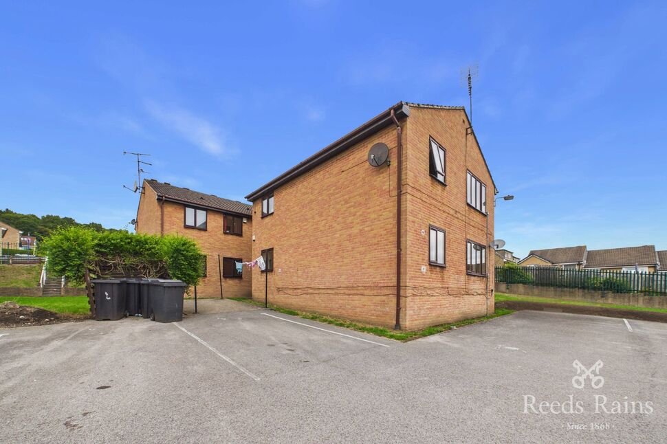 Main image of 2 bedroom Flat for sale, Aylesbury Court, Sheffield, S9