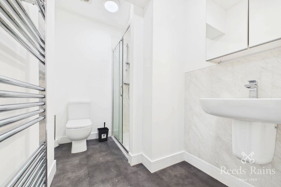 Shower Room WC