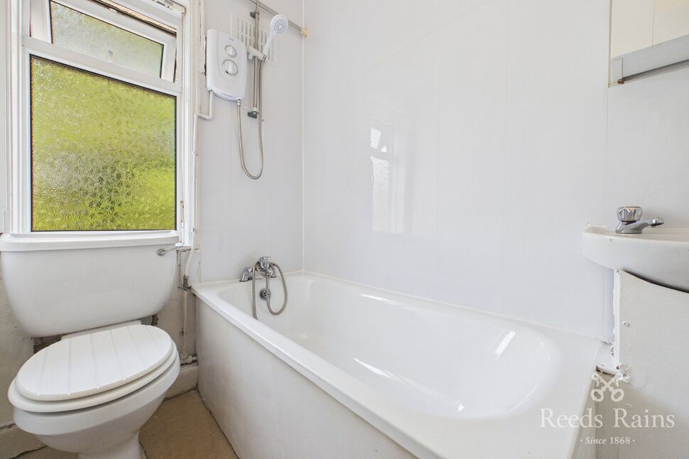 Family Bathroom WC