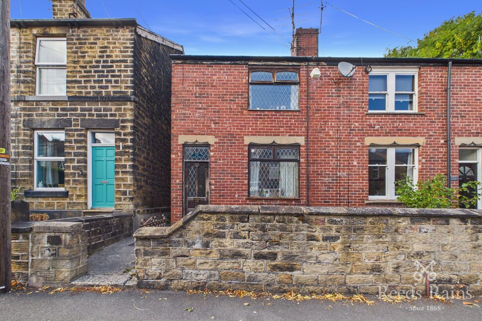 Main image of 2 bedroom End Terrace House for sale, Burrowlee Road, Sheffield, S6