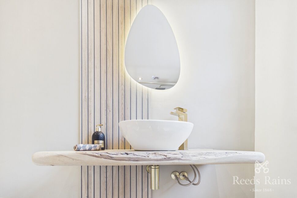Family Bathroom WC
