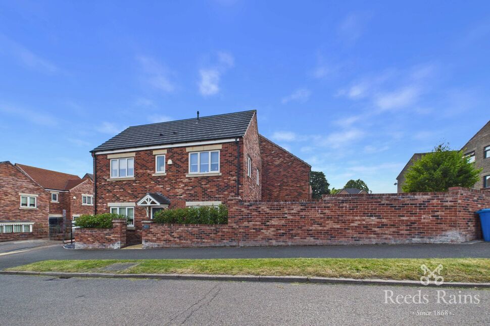 Main image of 3 bedroom Detached House to rent, Stanwood Road, Sheffield, S6