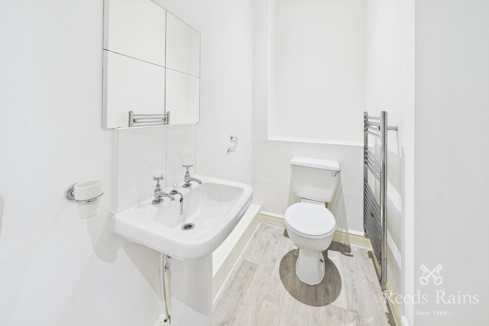Family Bathroom WC