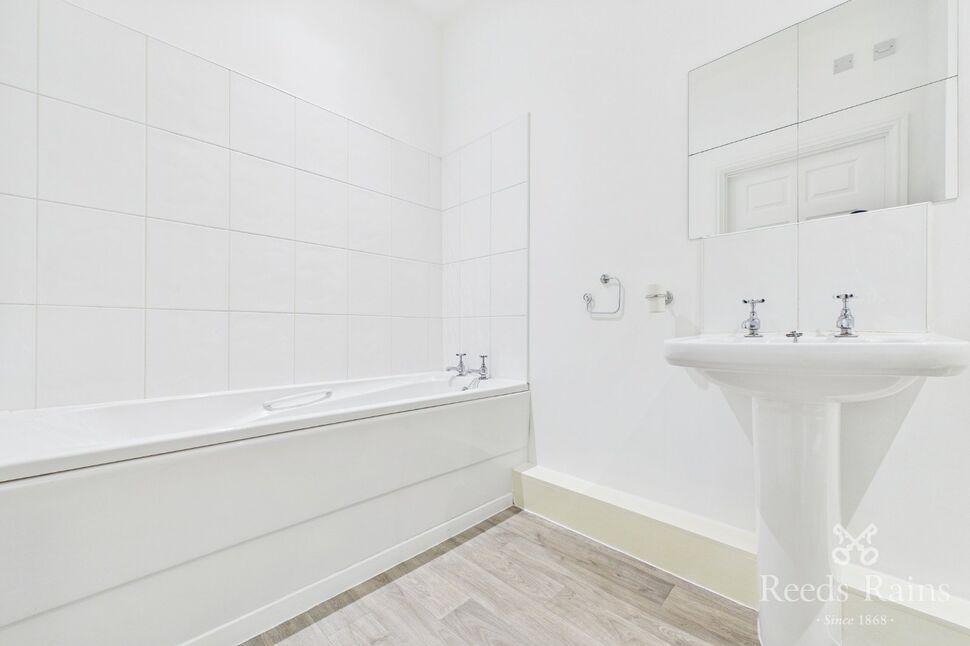 Family Bathroom WC