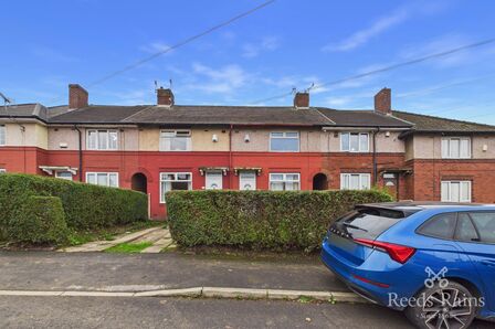 2 bedroom Mid Terrace House for sale