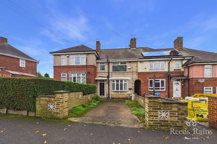 Nethershire Lane, 3 bedroom Mid Terrace House to rent, &pound;1,050 pcm