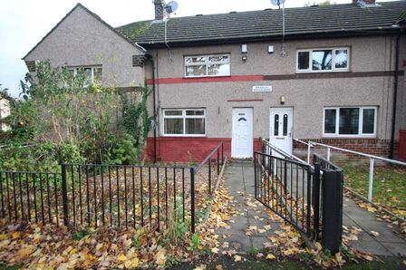 Bradley Boulevard, 2 bedroom Mid Terrace House to rent, £650 pcm