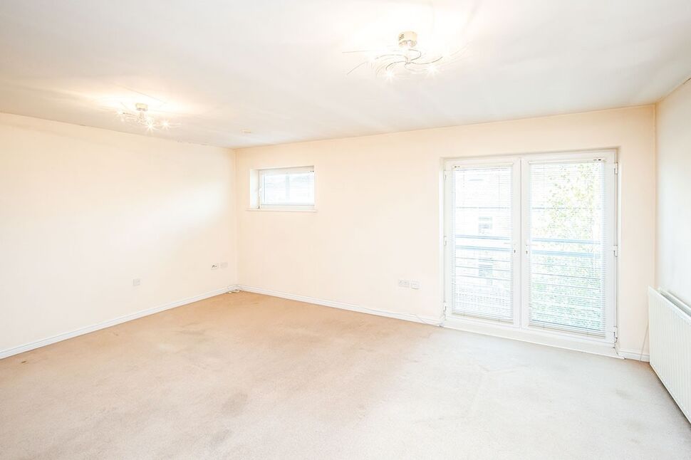 Open Plan Living Room / Kitchen