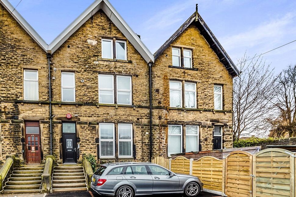 Main image of 2 bedroom  Flat to rent, New Hey Road, Huddersfield, West Yorkshire, HD3