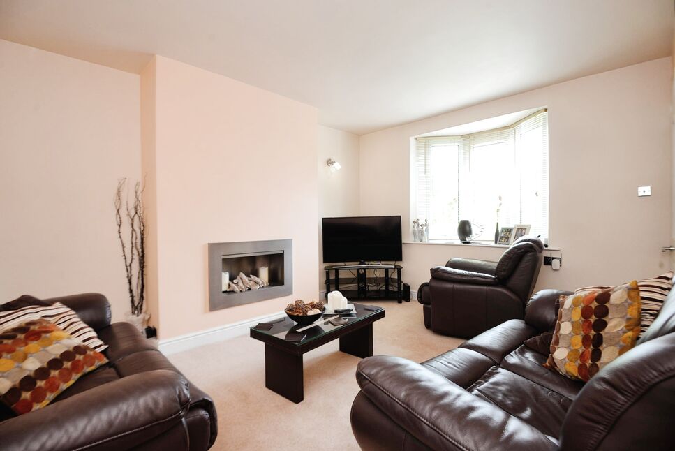 4 bedroom End Terrace House for sale, Dalton Fold Road, Dalton