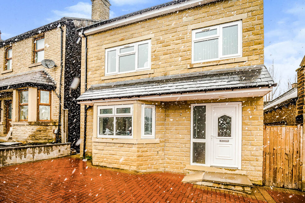 Main image of 5 bedroom Detached House to rent, Blackhouse Road, Huddersfield, West Yorkshire, HD2