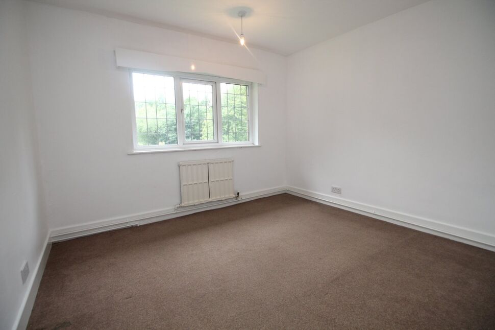 3 bedroom Detached House for sale, Fenay Lane, Fenay Bridge, HD8 £425,000