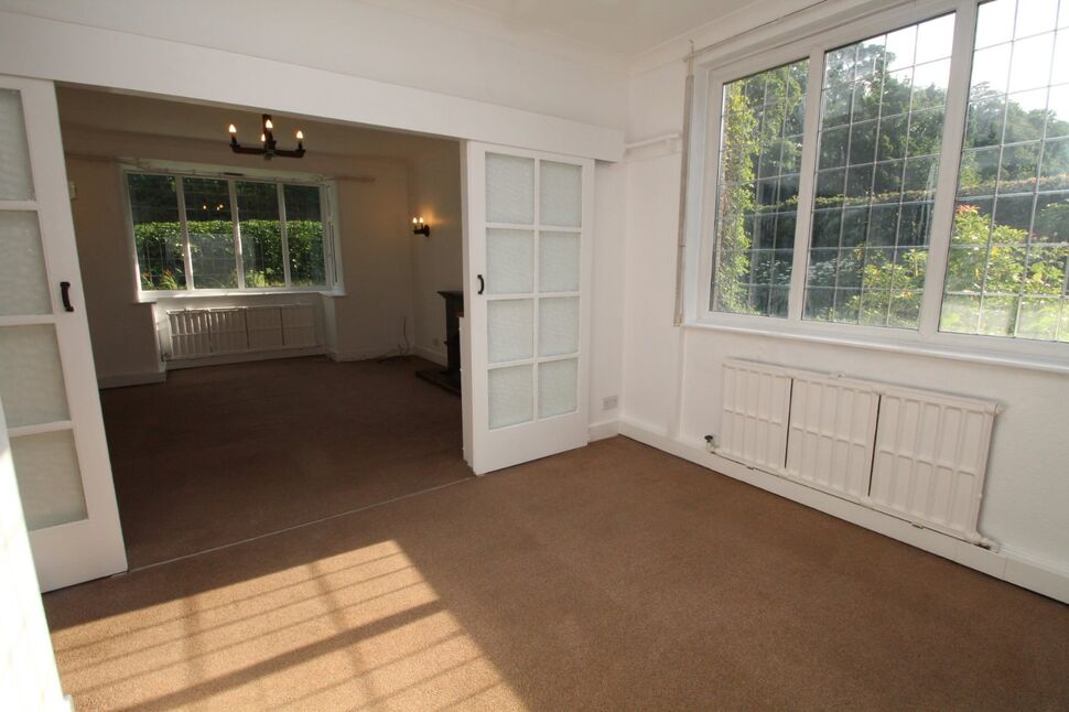 3 bedroom Detached House for sale, Fenay Lane, Fenay Bridge, HD8 £425,000