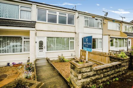 2 bedroom Mid Terrace House to rent