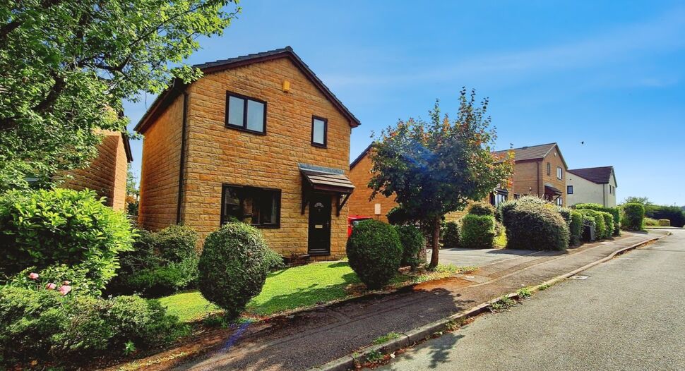 Main image of 3 bedroom Detached House to rent, Bent Lea, Huddersfield, West Yorkshire, HD2
