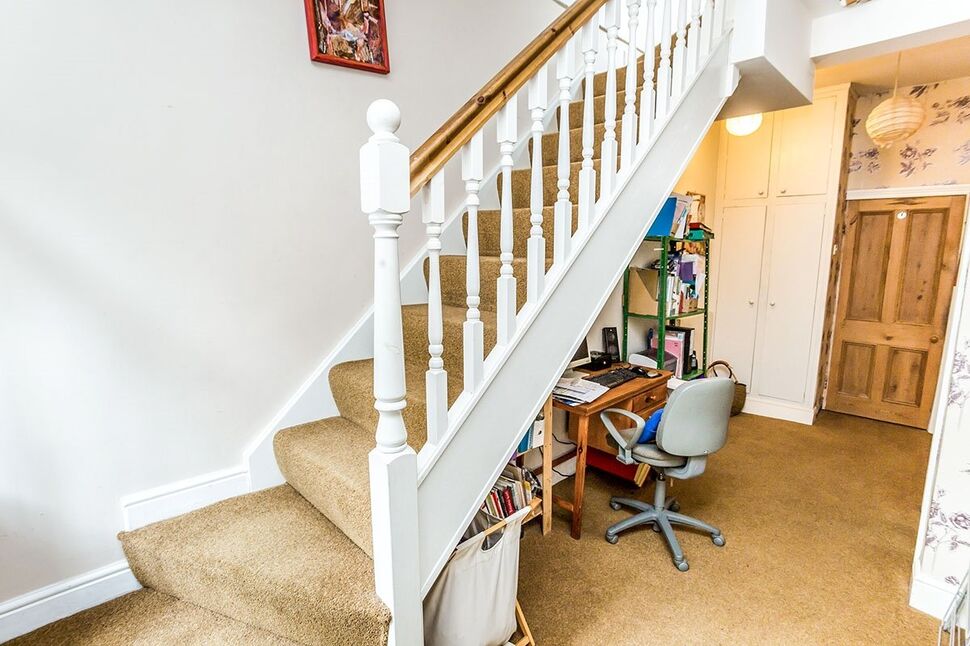 4 bedroom Mid Terrace House for sale, Luck Lane, Huddersfield, HD1 £