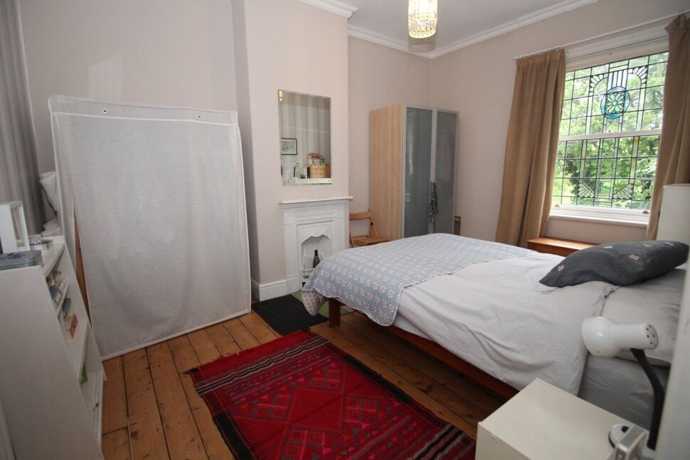 4 bedroom Mid Terrace House for sale, Luck Lane, Huddersfield, HD1 £