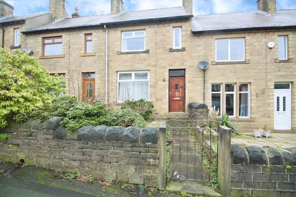 2 bedroom Flat for sale, Quarmby Road, Huddersfield, HD3 £125,000