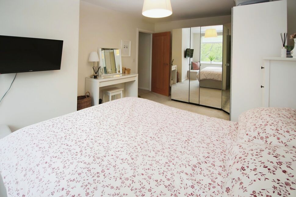 2 bedroom Mid Terrace House for sale, Taylor Hill Road, Taylor Hill