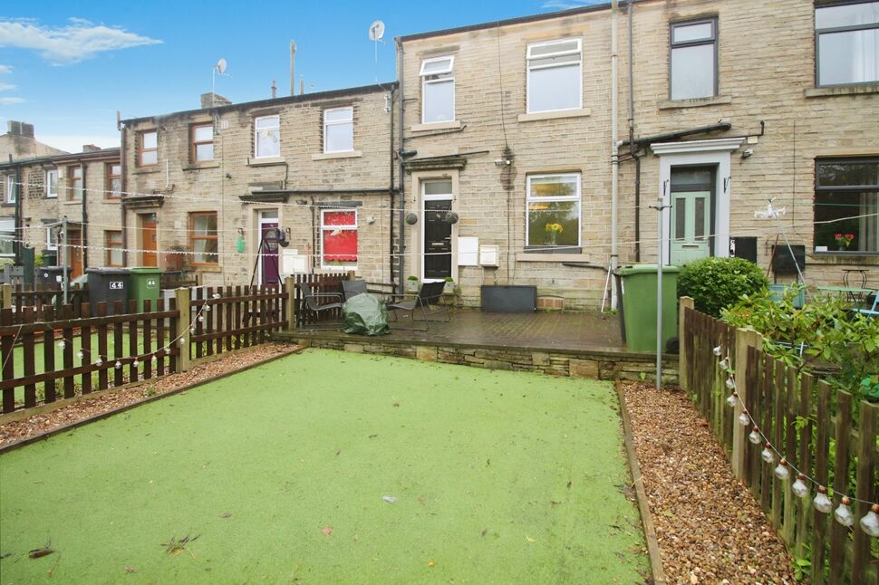 2 bedroom Mid Terrace House for sale, Taylor Hill Road, Taylor Hill