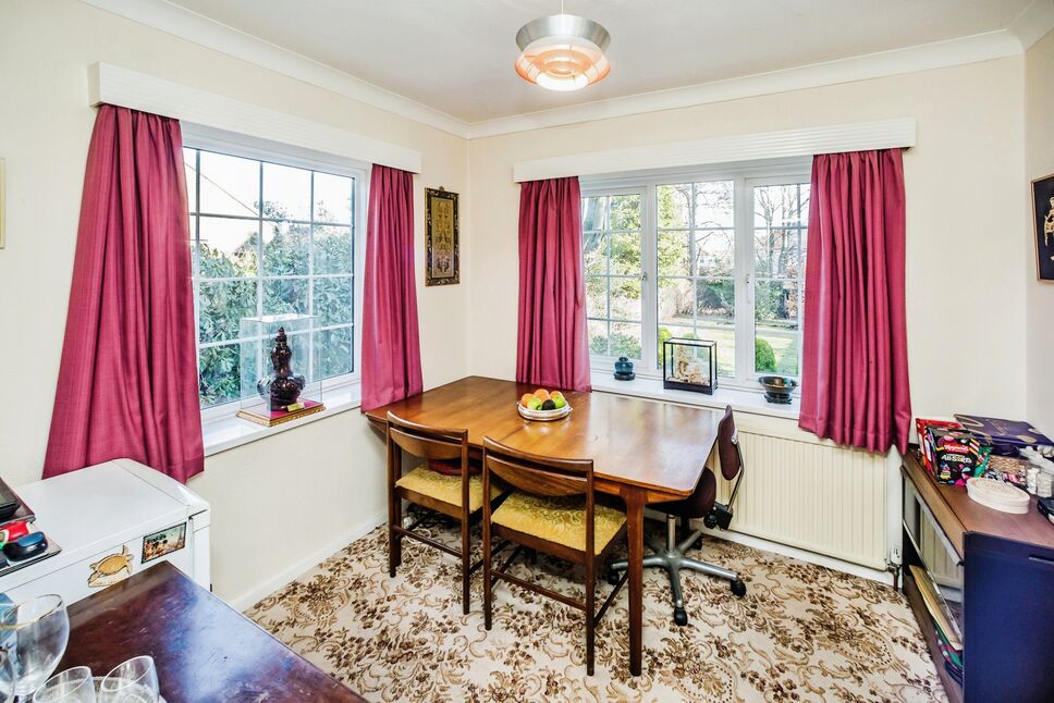 3 bedroom Detached House for sale, Lightridge Road, Fixby, Huddersfield