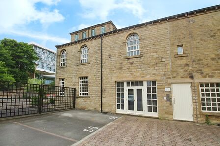 2 bedroom  Flat for sale