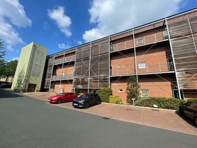 Annie Smith Way, 1 bedroom  Flat to rent, £600 pcm