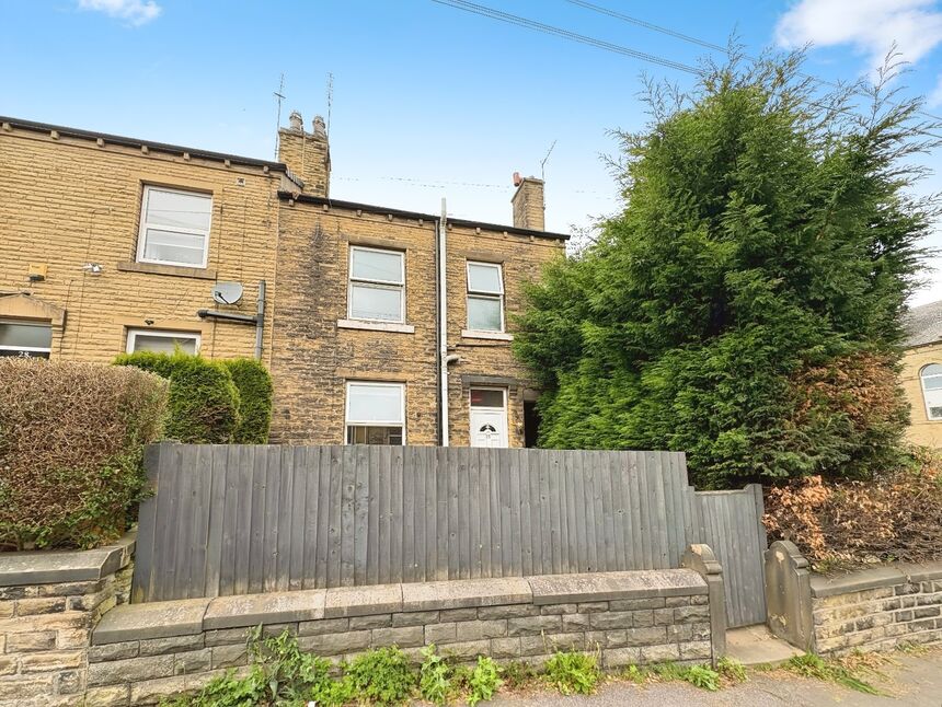 Main image of 2 bedroom Mid Terrace House to rent, Cross Lane, Huddersfield, West Yorkshire, HD4