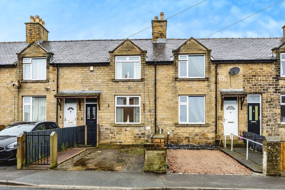 Main image of 2 bedroom Mid Terrace House for sale, Douglas Avenue, Paddock, West Yorkshire, HD3
