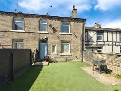 New Street, 1 bedroom  Flat for sale, £80,000