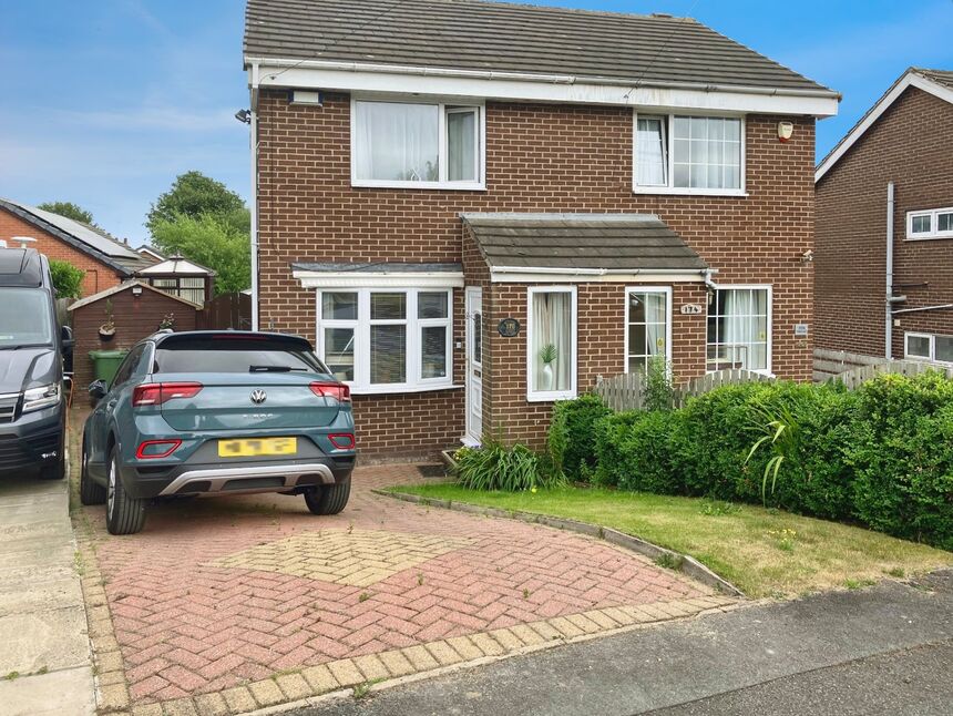 2 bedroom Semi Detached House for sale