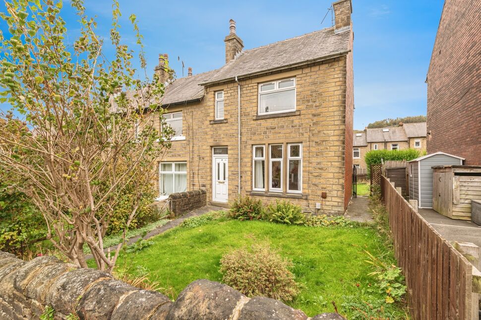 Main image of 2 bedroom End Terrace House for sale, Minerva Street, Cowlersley, West Yorkshire, HD4