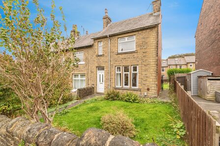 2 bedroom End Terrace House for sale