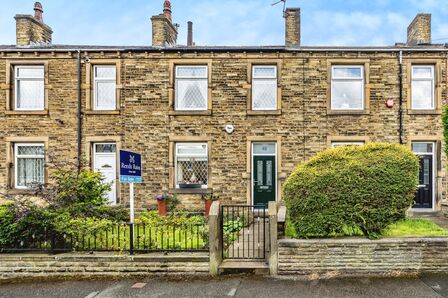3 bedroom Mid Terrace House for sale